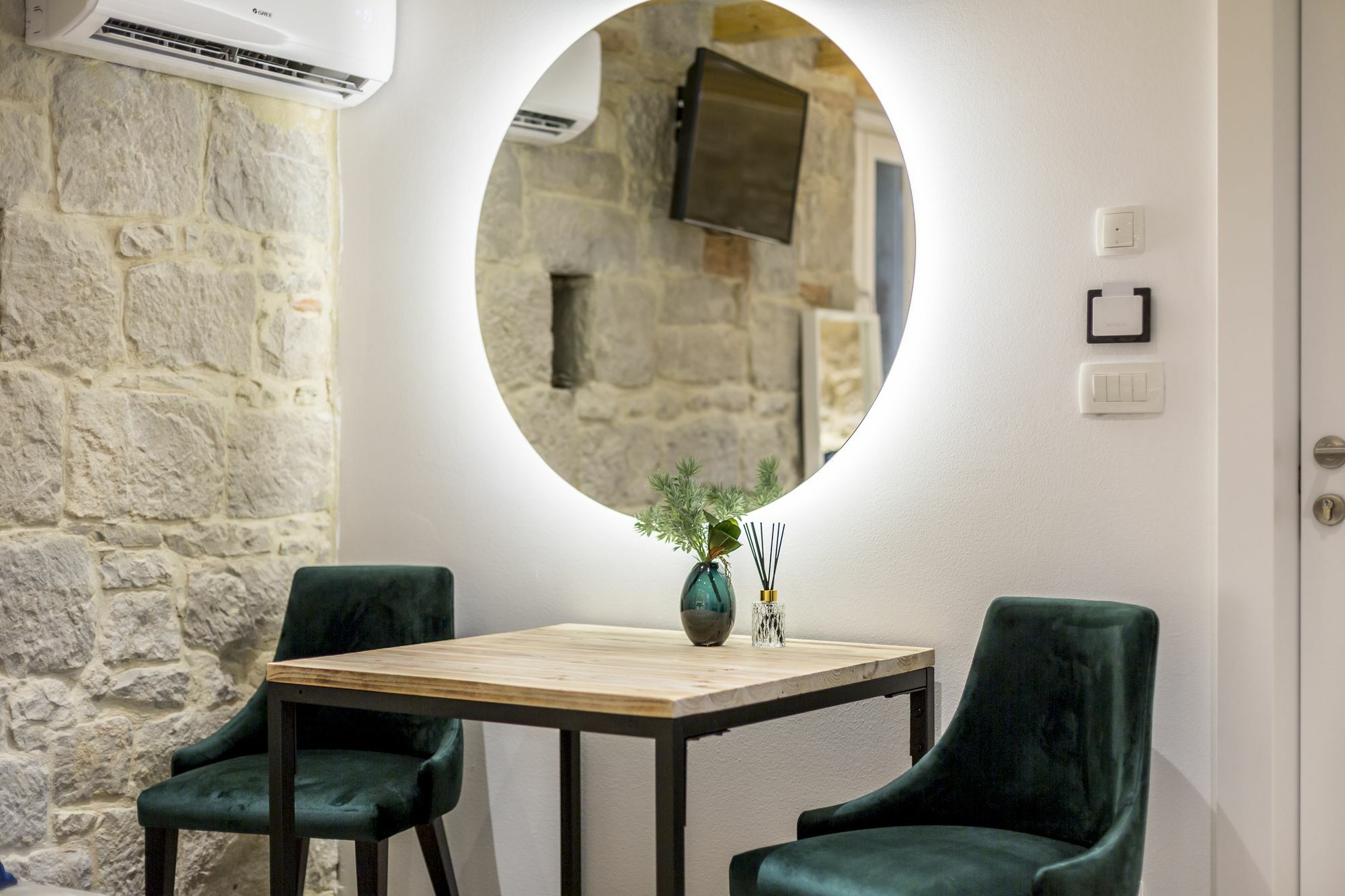 Miara Luxury Rooms Split Buitenkant foto