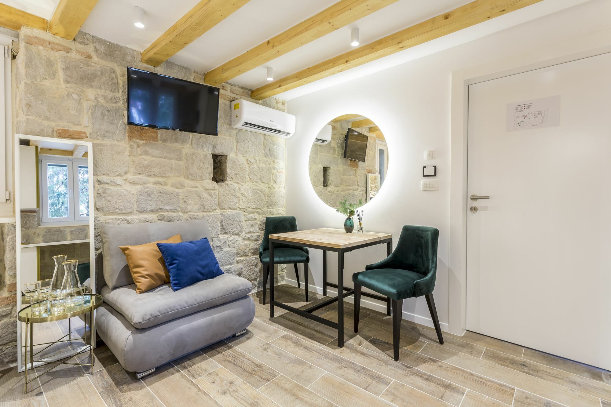 Miara Luxury Rooms Split Buitenkant foto